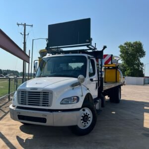 2015 FREIGHTLINER M2