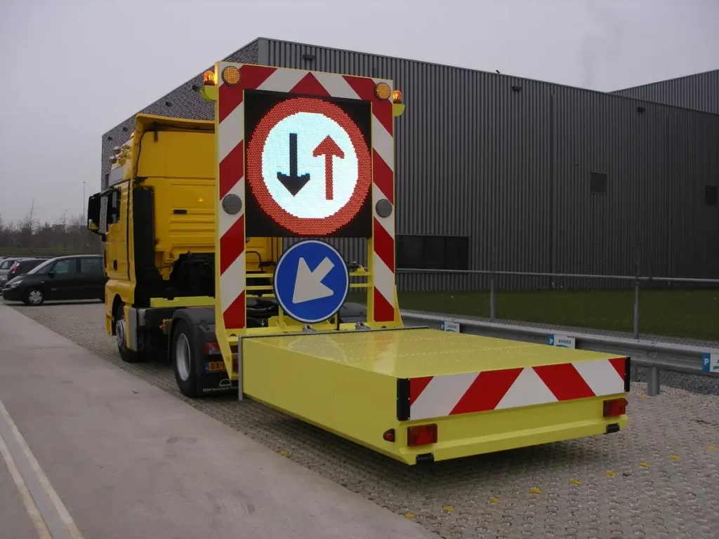 Heavy Duty Verdegro Crash TMA Truck for Professional Traffic Control